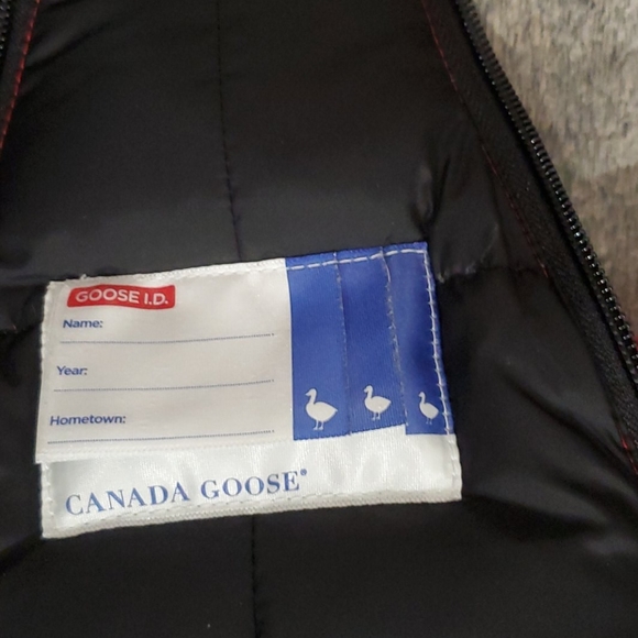 CANADA GOOSE INFANT (SOLD) - Picture 10 of 12